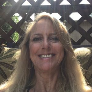 Meet your Posher, Shari